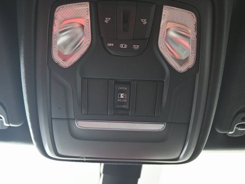 Used 2019 RAM 1500 Big Horn image 35