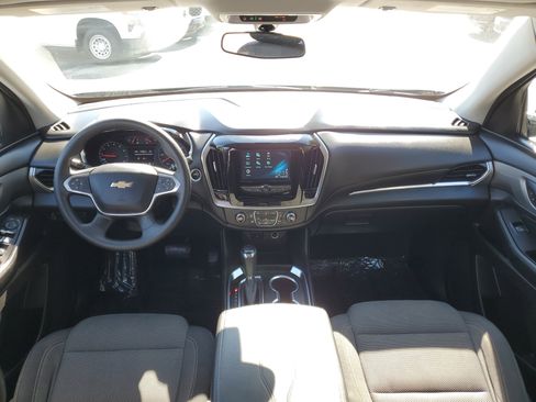 Used 2019 Chevrolet Traverse LS image 16