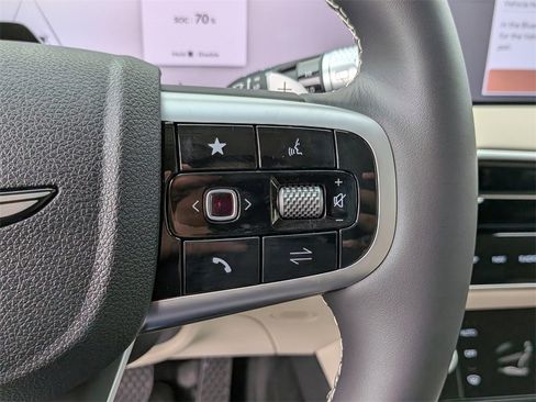 New 2026 Genesis GV70 2.5T image 17