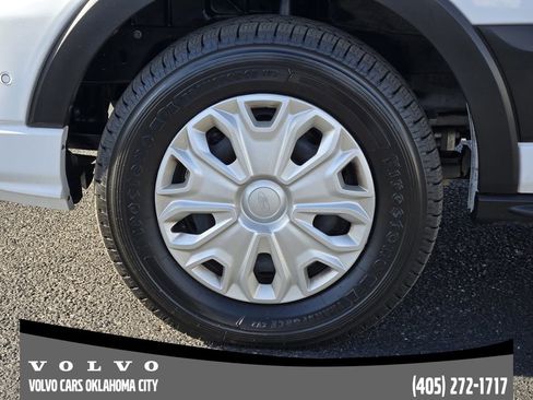Used 2023 Ford Transit 350 XLT image 11