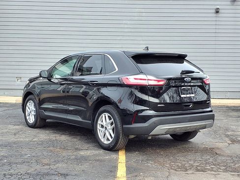 Used 2024 Ford Edge SEL image 2