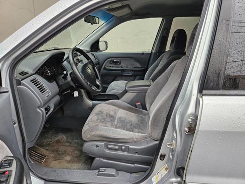 Used 2004 Honda Pilot EX image 9