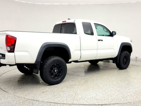 Used 2019 Toyota Tacoma SR w/ SX Package image 5