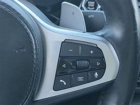 Used 2022 BMW M550i xDrive w/ Executive Package image 28