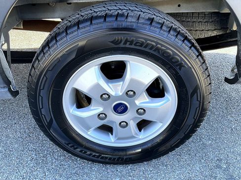 Used 2018 Ford Transit 350 148 Medium Roof image 21