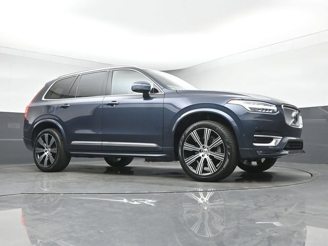 Used 2024 Volvo XC90 B5 Plus w/ Protection Package AWD/4WD image 35