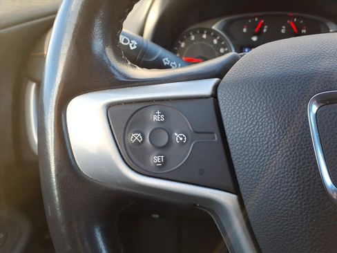 Used 2019 GMC Terrain SLE w/ Driver Convenience Package image 15