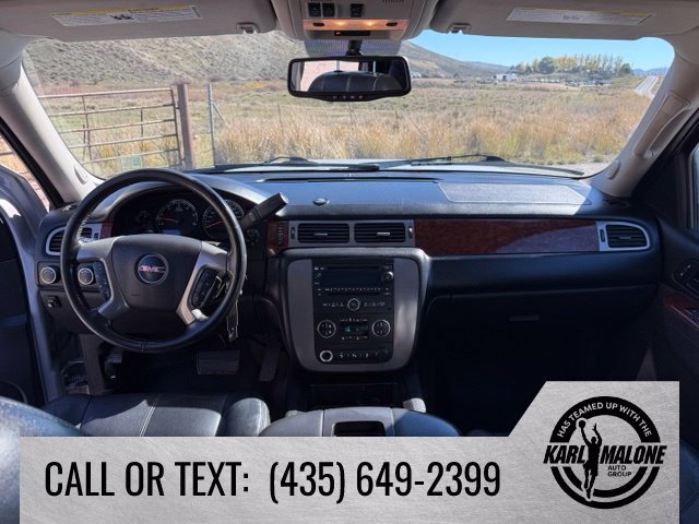 Used 2013 GMC Yukon XL SLT w/ SLT-2 Equipment Package AWD/4WD image 30