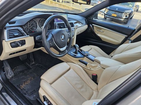 Used 2018 BMW 330i xDrive Sedan w/ Premium Package image 23
