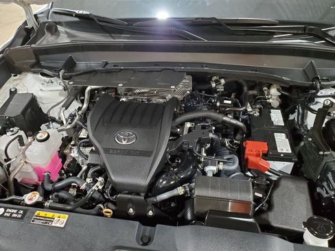 Used 2024 Toyota Grand Highlander XLE image 54