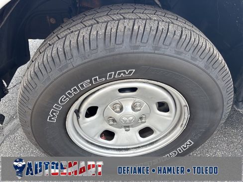 Used 2019 RAM 1500 Tradesman image 9