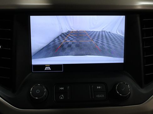 Used 2023 GMC Acadia Denali AWD/4WD image 17