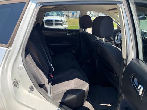 Used 2012 Nissan Rogue S w/ Special Edition Pkg FWD image 18