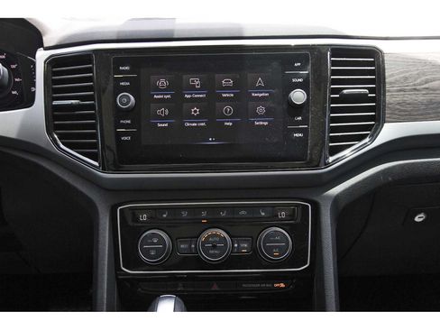 Used 2023 Volkswagen Atlas SE w/ Panoramic Sunroof Package FWD image 22