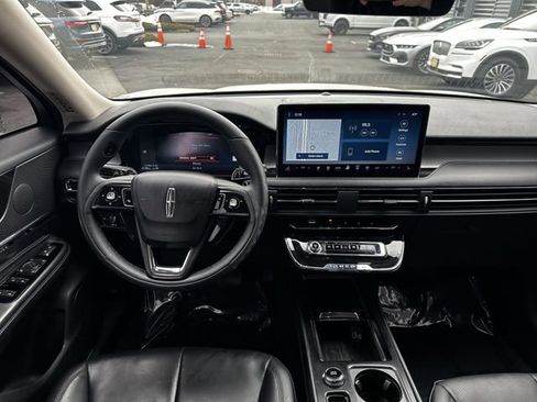 Certified 2024 Lincoln Corsair AWD w/ Equipment Group 101A image 13