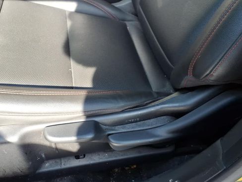 Used 2024 Chevrolet Trax RS w/ Sunroof Package FWD image 13