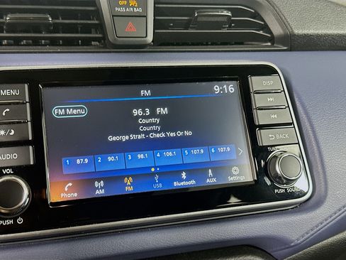 Used 2024 Nissan Versa SV FWD image 19