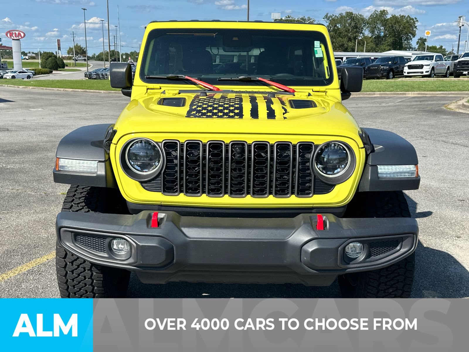 Used 2024 Jeep Wrangler Unlimited Rubicon w/ Technology Group AWD/4WD image 2