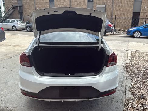 Used 2019 Hyundai Elantra SEL w/ Cargo Package FWD image 11