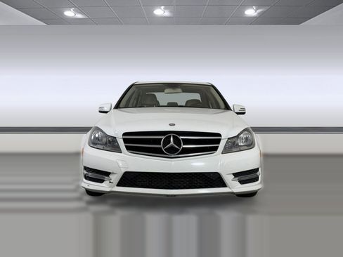 Used 2014 Mercedes-Benz C 250 Luxury image 6