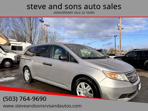 Used 2012 Honda Odyssey LX image 1
