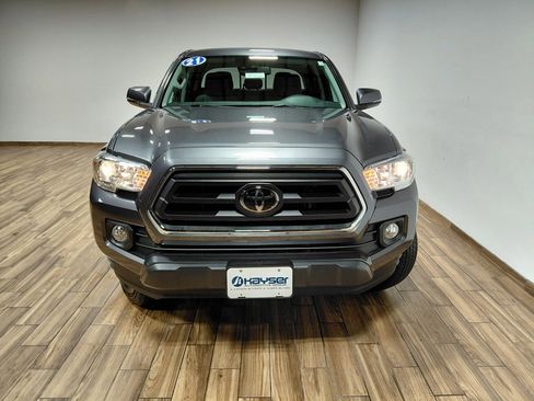 Used 2021 Toyota Tacoma SR5 image 15