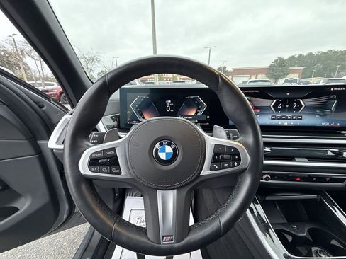 Used 2025 BMW X5 xDrive40i image 14