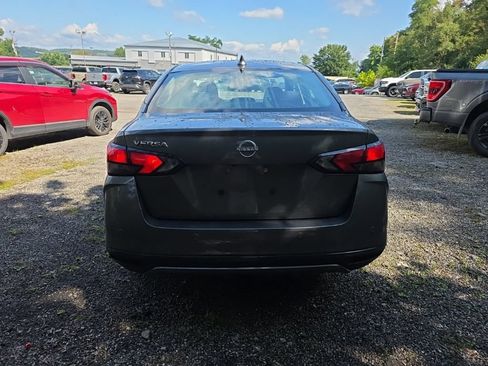 Used 2025 Nissan Versa SV FWD image 7