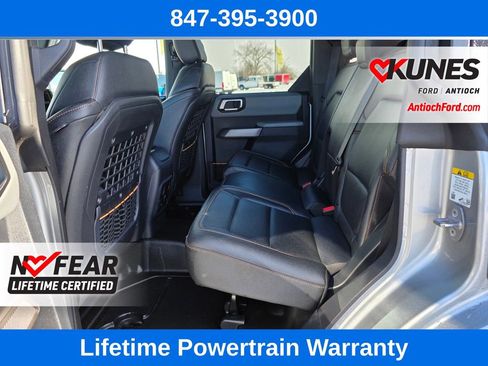 Used 2023 Ford Bronco Badlands w/ Sasquatch Package image 22