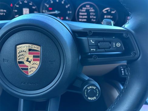Used 2020 Porsche 911 Carrera 4S image 25