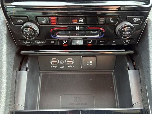 Used 2025 Jeep Grand Cherokee Laredo X w/ Luxury Tech Group I image 19