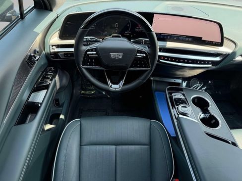 Certified 2024 Cadillac Lyriq Sport w/ Nappa Leather Package AWD/4WD image 4