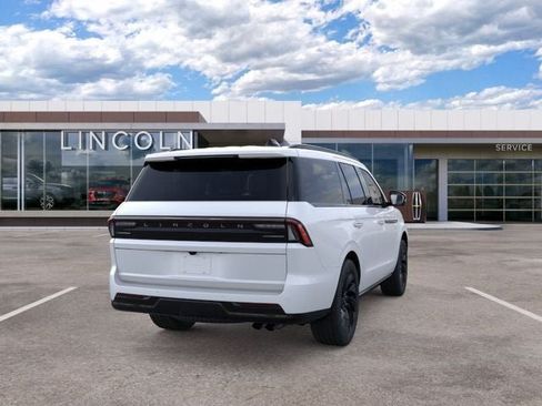 New 2025 Lincoln Navigator Reserve w/ Jet Appearance Package AWD/4WD image 8