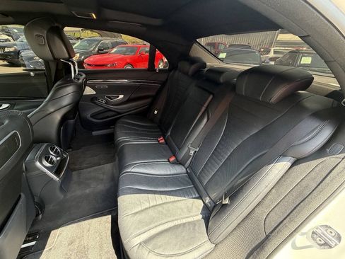 Used 2019 Mercedes-Benz S 560 4MATIC Sedan image 24