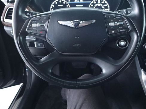 Used 2018 Genesis G90 3.3T Premium RWD image 24