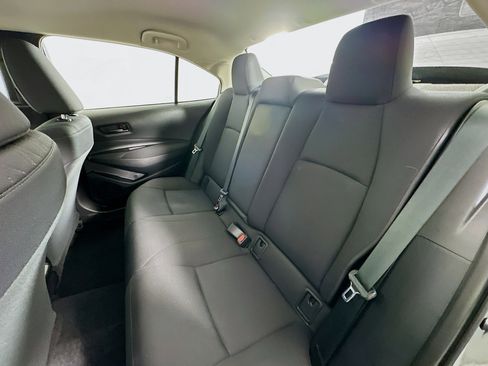 Used 2025 Toyota Corolla LE image 25