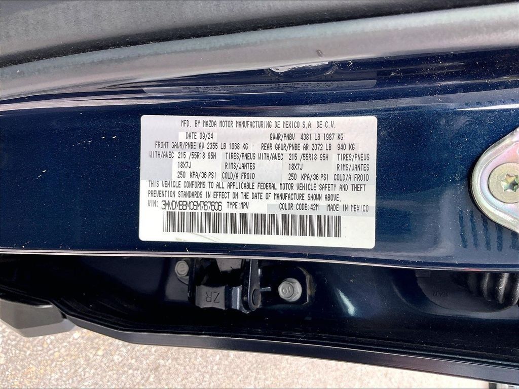 Used 2025 MAZDA CX-30 AWD 2.5 S w/ Select Sport Pkg image 29
