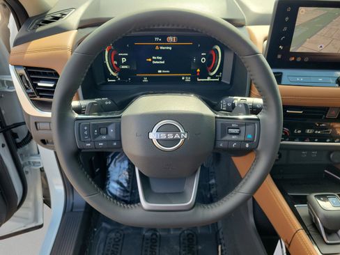 New 2026 Nissan Rogue Platinum image 20