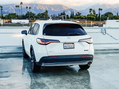 Used 2024 Honda HR-V Sport image 7