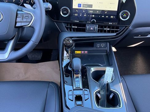 New 2026 Lexus NX 350 AWD image 10