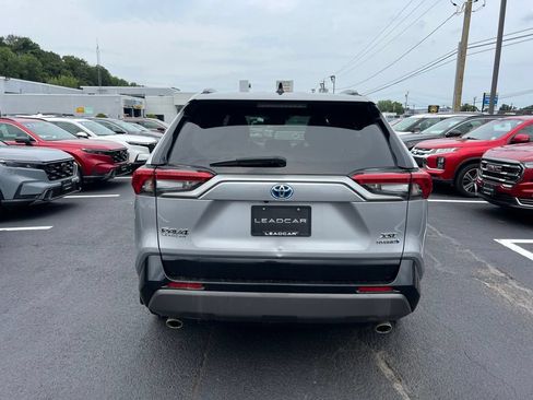 Used 2020 Toyota RAV4 XSE w/ All Weather Liner Package AWD/4WD image 4