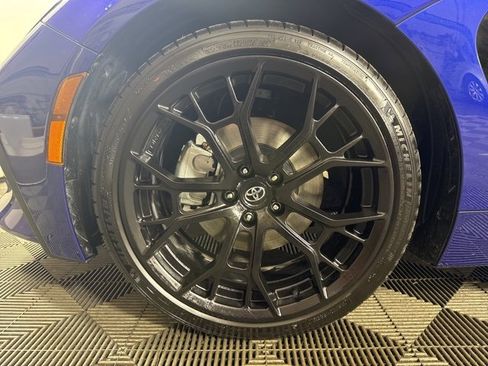 Used 2025 Toyota GR86 Premium image 10