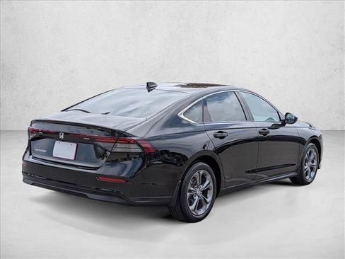 Used 2023 Honda Accord EX image 5