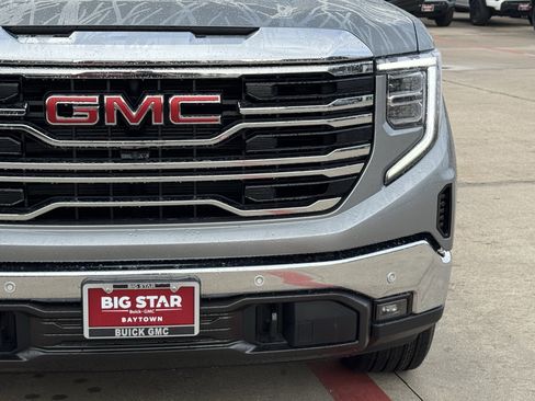 New 2026 GMC Sierra 1500 SLT RWD image 5