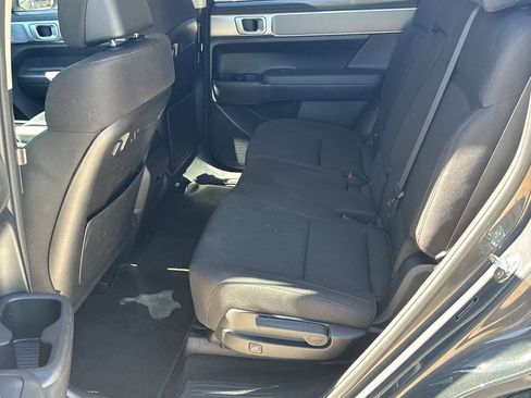 Used 2025 Hyundai Santa Fe SE image 22