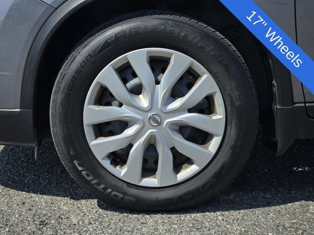 Used 2016 Nissan Rogue S w/ Appearance Package FWD image 10