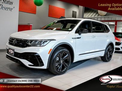 Used 2024 Volkswagen Tiguan SE R-Line