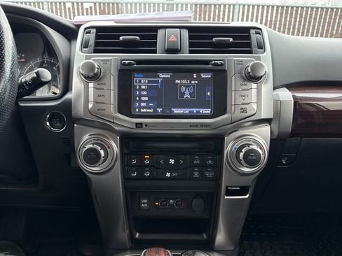 Used 2018 Toyota 4Runner Limited AWD/4WD image 22