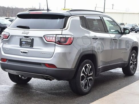 Used 2022 Jeep Compass Limited image 6