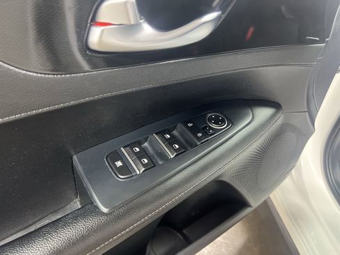 Used 2021 Kia Forte GT-Line image 23